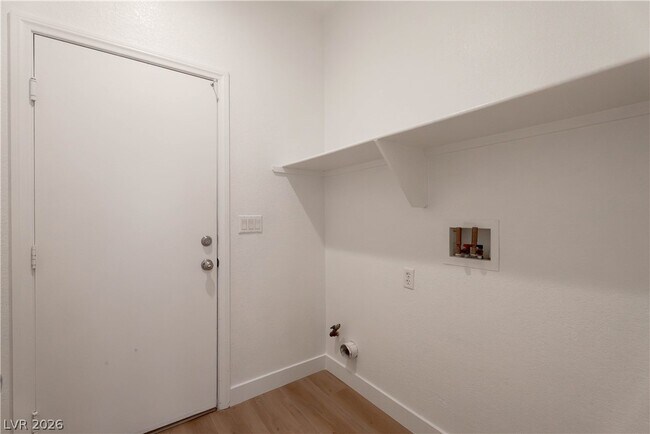 Building Photo - 3148 E Eldorado Ln