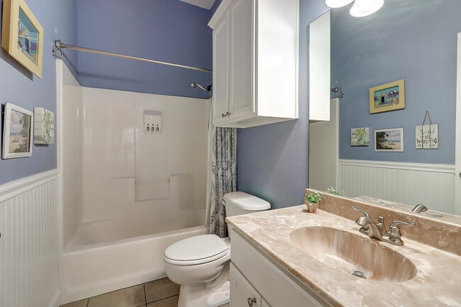 Building Photo - 140 Royal Sands Blvd