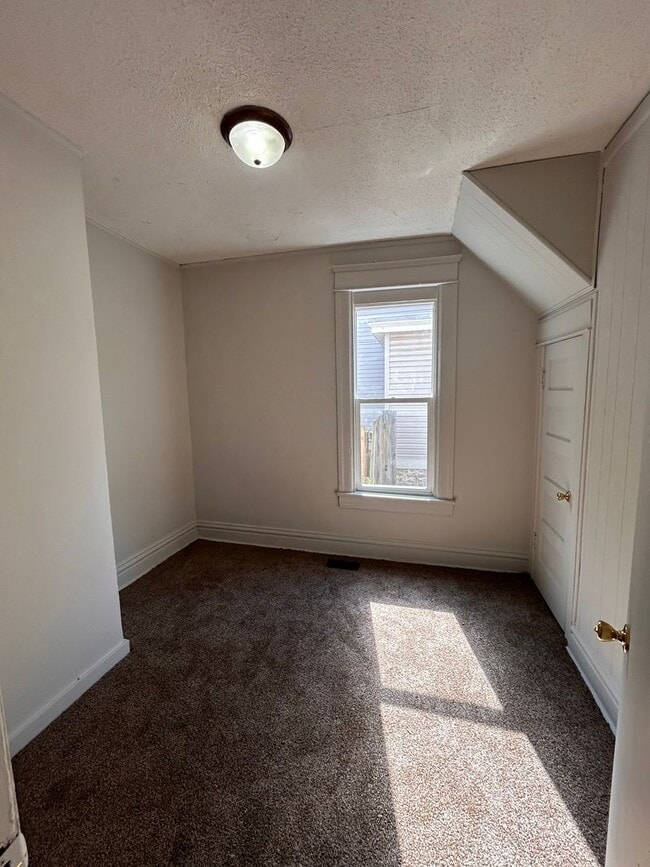 Building Photo - 1159 Kinsmoor Ave