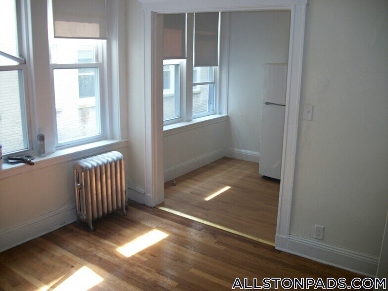 Building Photo - 109 Brainerd Rd