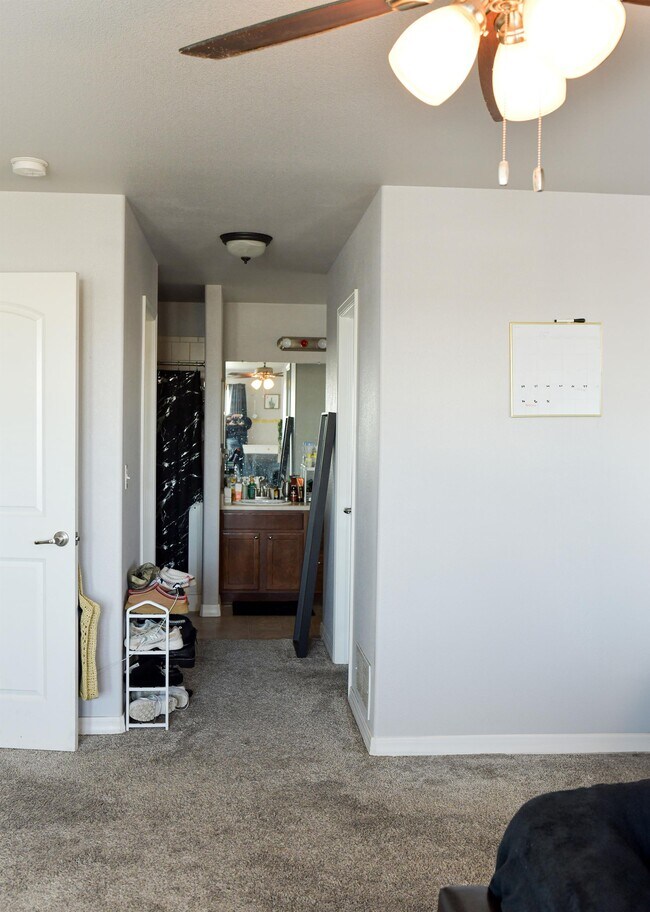 Building Photo - 9234 Red Fern Ln