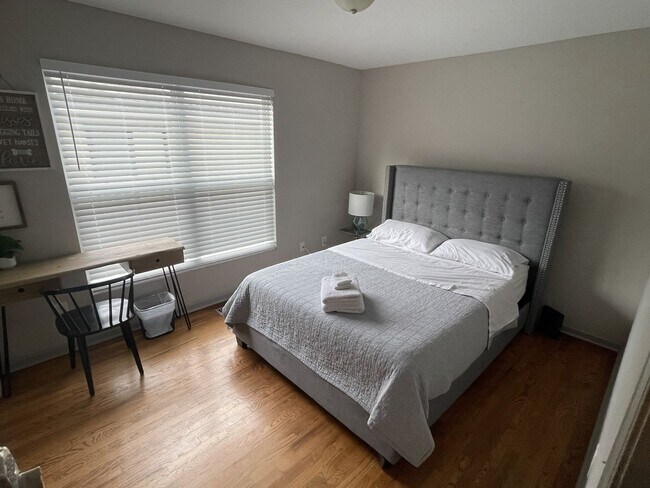 Building Photo - 94-96-96 McMillen Ave