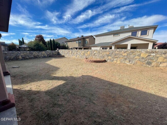 Building Photo - 3141 Tierra Mina Dr