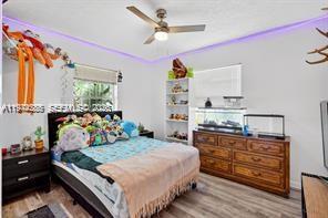 Building Photo - 1261 SE Mendavia Ave