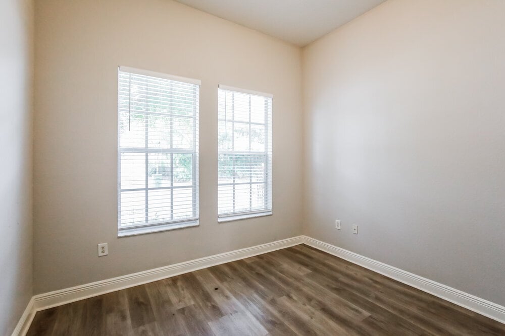 Building Photo - 5378 SW 183rd Ave