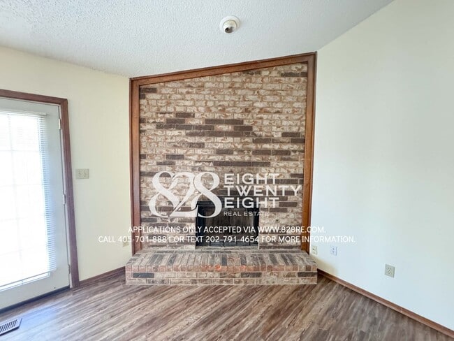 Building Photo - *COMING SOON for May-June 2026 Move in! West Norman 2 Bed/2 Bath Duplex with Two-Car Garage