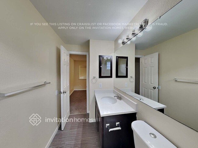 Building Photo - 4654 E 135th Ave