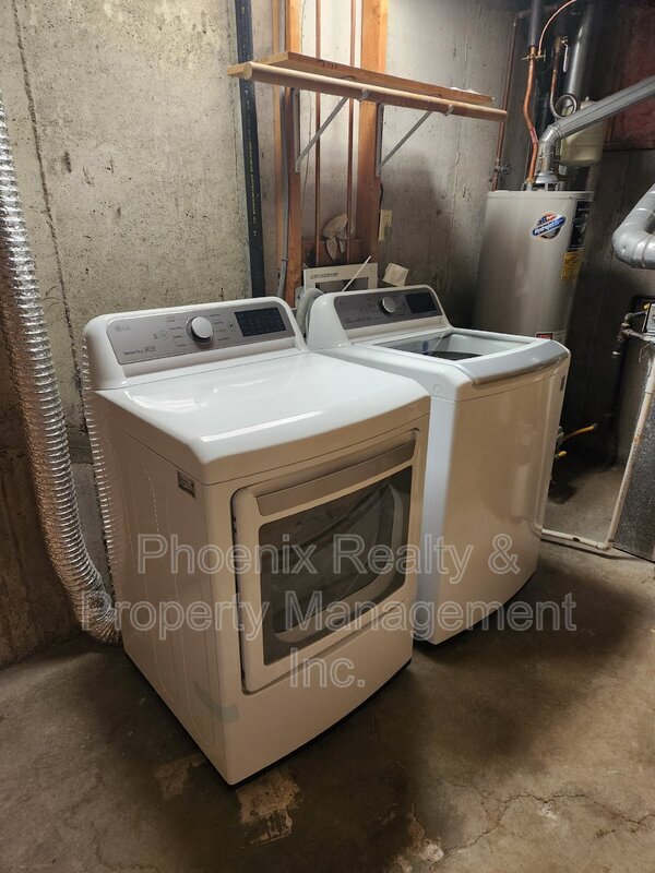 Building Photo - 8986 Carr St