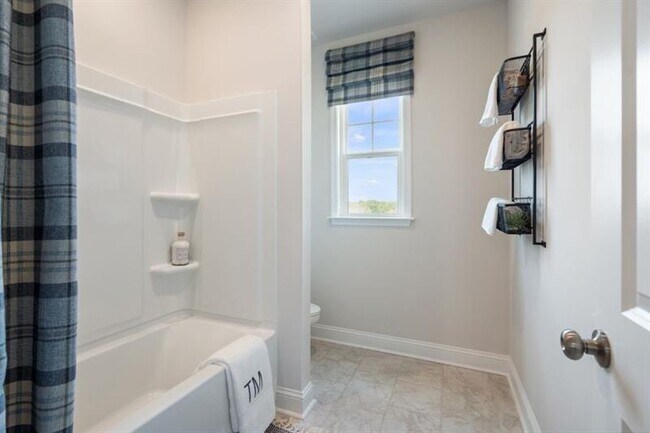 Building Photo - 6180 Misty Hill Ln