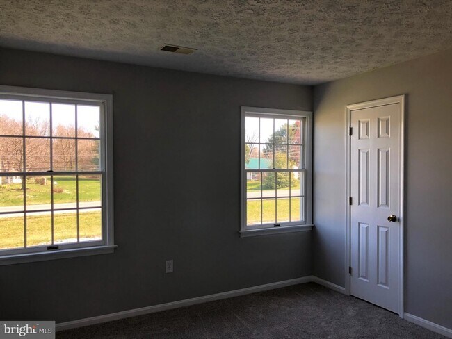 Building Photo - 24 Ora Lee Ct