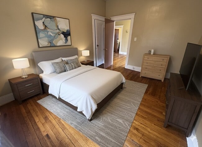 Building Photo - 43-45-45 Cheney St