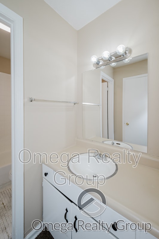 Building Photo - 3386 McGehee Rd