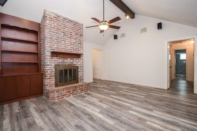 Building Photo - 11915 N Hanworth Dr