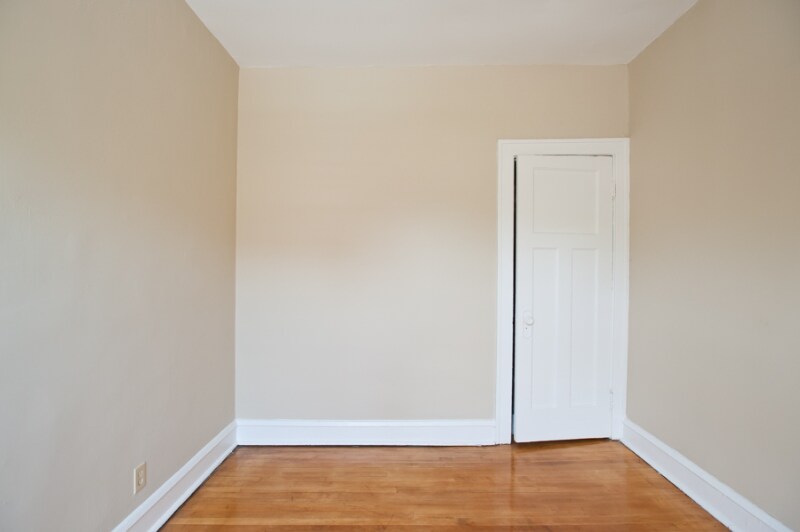 Building Photo - 1603 N Van Buren St