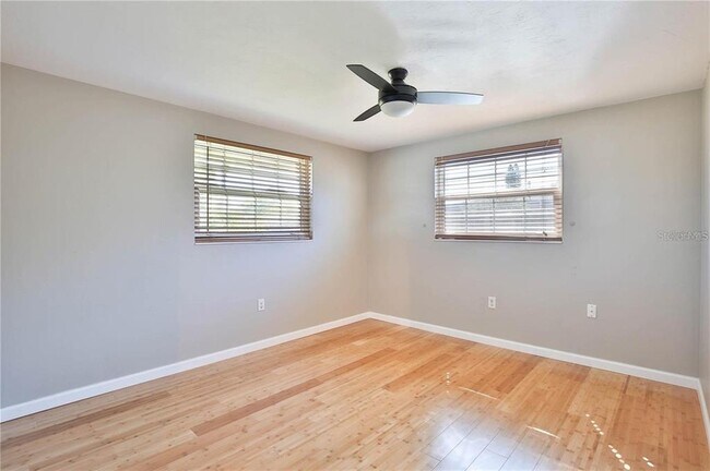 Building Photo - 7355 Cass Cir