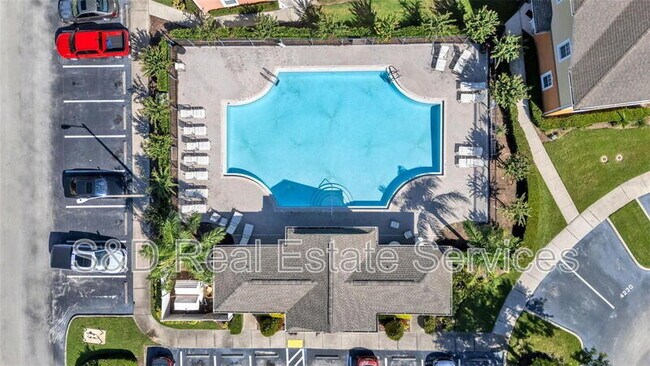 Building Photo - 4219 Winding Vine Dr