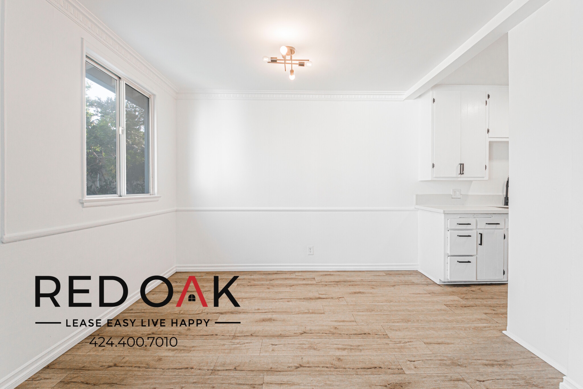 Building Photo - 820 S Gramercy Pl