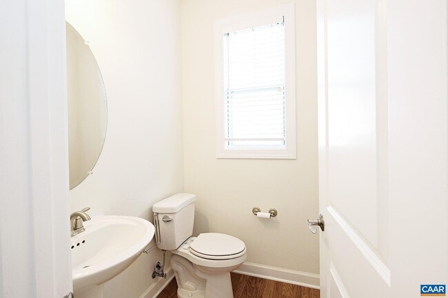 Building Photo - 2135 Saranac Ct