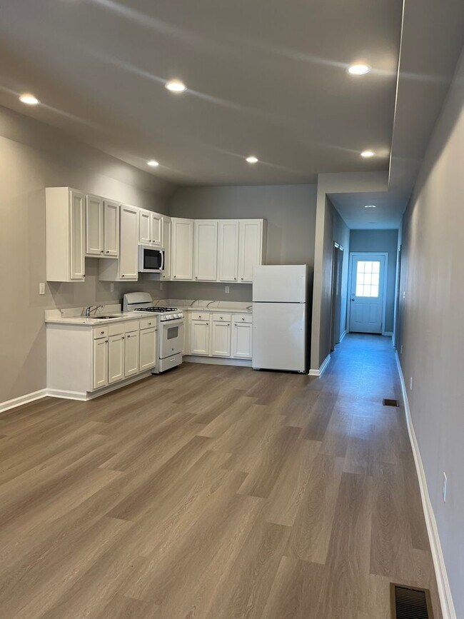 Building Photo - 5508 Windsor Mill Rd