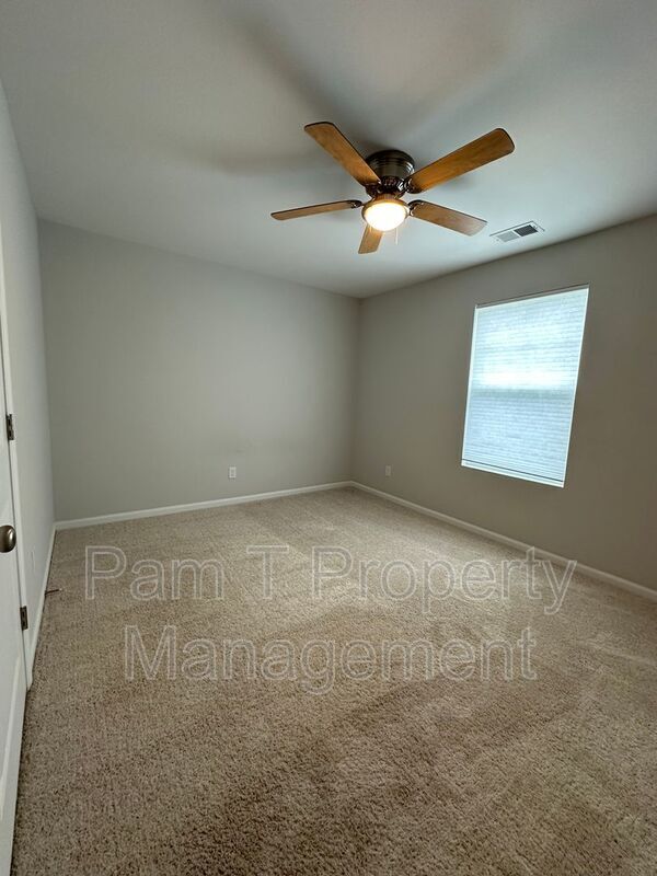 Building Photo - 87 Dunnoman Dr