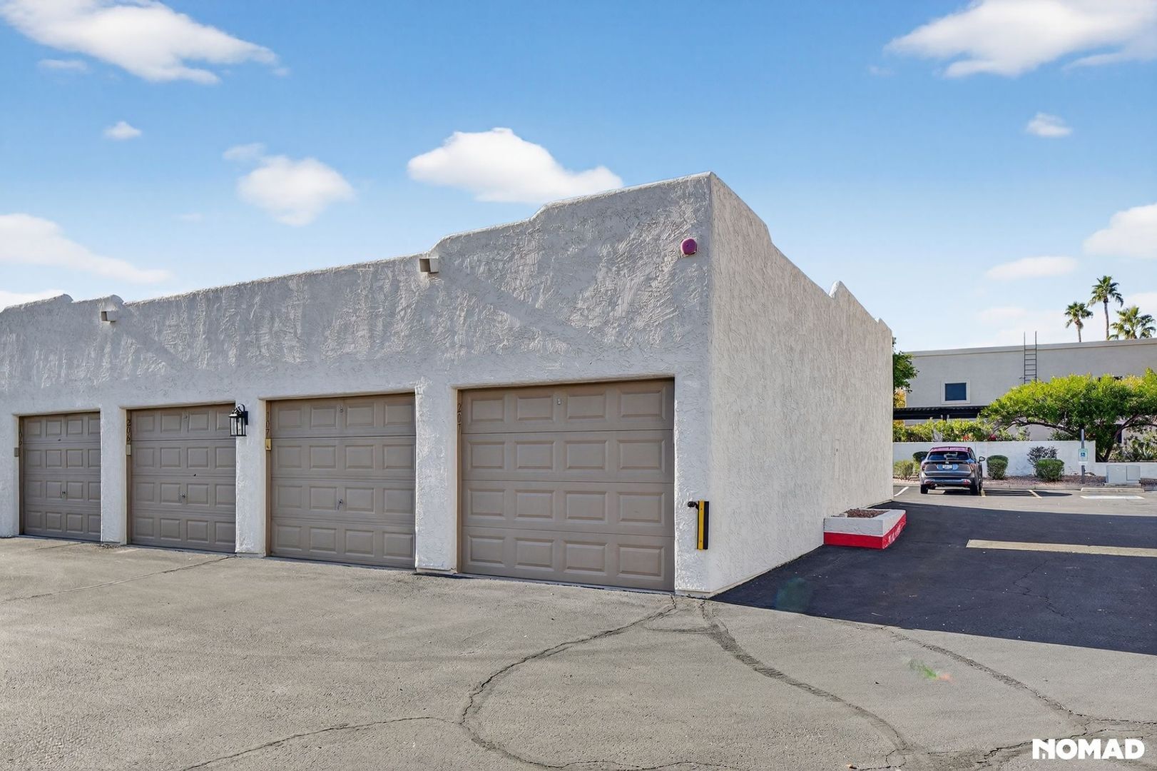 Building Photo - 16616 E Gunsight Dr