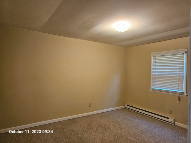 Building Photo - 400 Berryman St