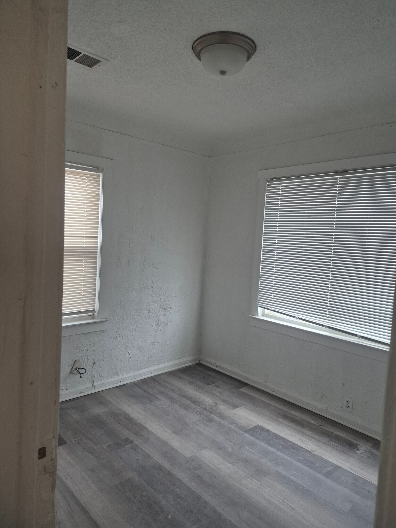 Building Photo - 12375 Prospect Ave