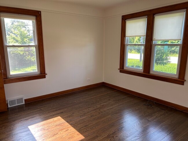 Building Photo - 25080 IL-173