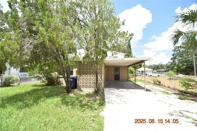 Primary Photo - 3008 E 27th Ave