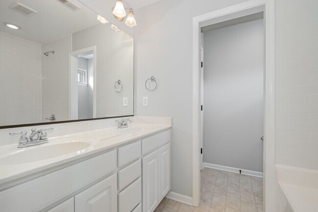 Building Photo - 1st Month Rent Free! - Spacious 2-Story Townhome with Finished Basement in Clemmons - 2,264 Sq Ft!