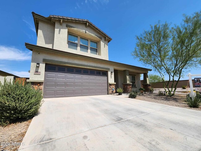 Building Photo - 42370 Paseo Dr