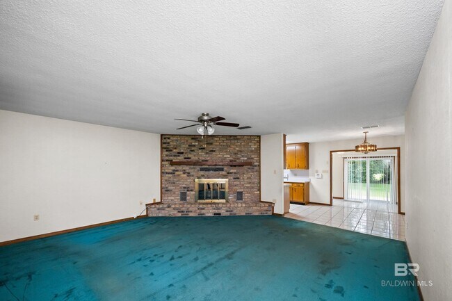 Building Photo - 18050 Steele Dr