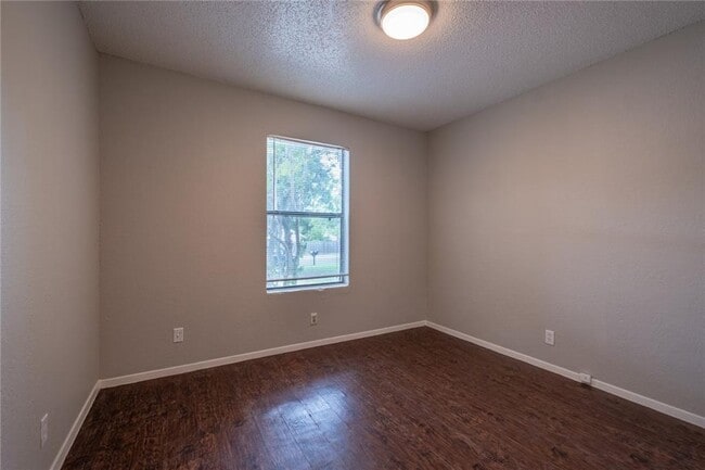 Building Photo - 12901 Chromite St