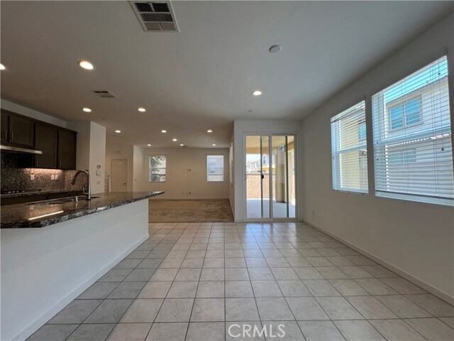 Building Photo - 4867 S Avocado Trail