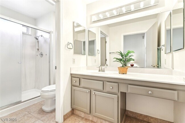 Building Photo - 3013 Sungold Dr