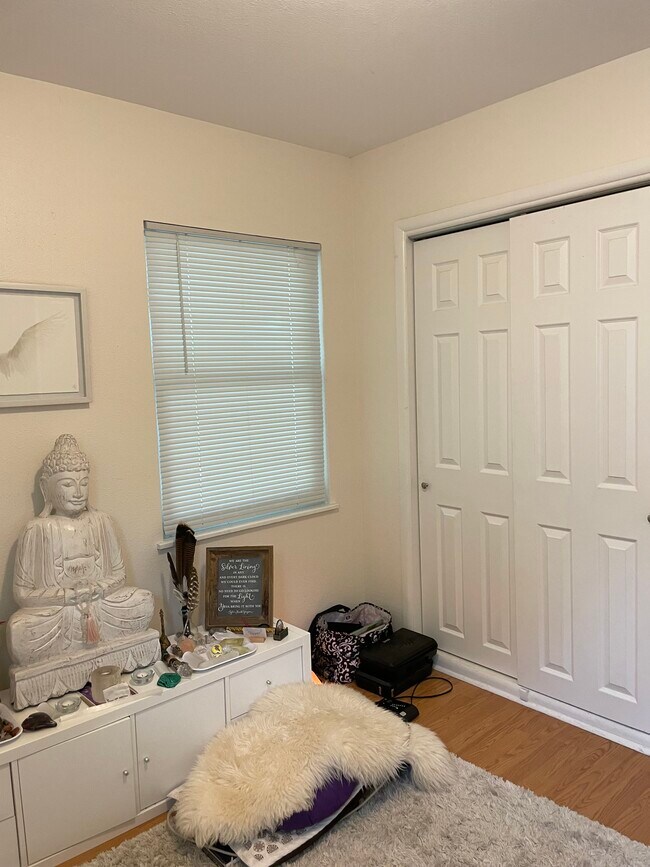 Building Photo - 4706 E Dartmouth Ave