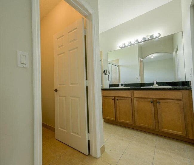 Building Photo - 297 Lake Monterey Cir