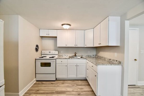 Primary Photo - 90 E Squantum St