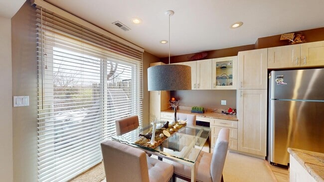 Building Photo - 8305 High Point Cir