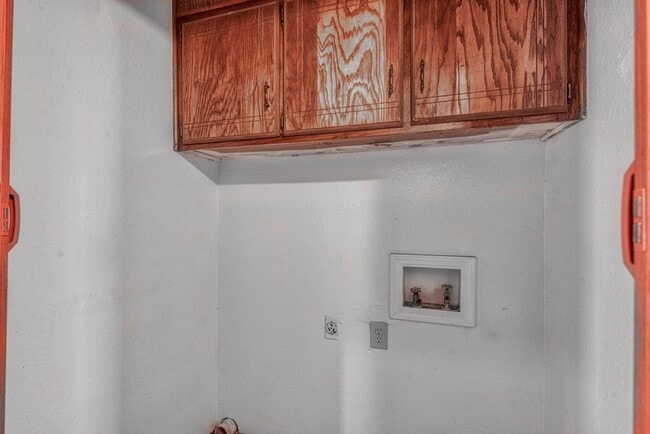 Building Photo - 1012-1014 N 5th