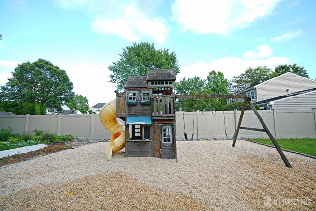 Building Photo - 19 Wetherhill Way