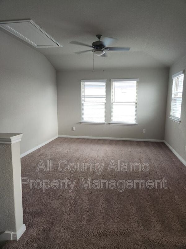 Building Photo - 9511 Bonito Fls Dr