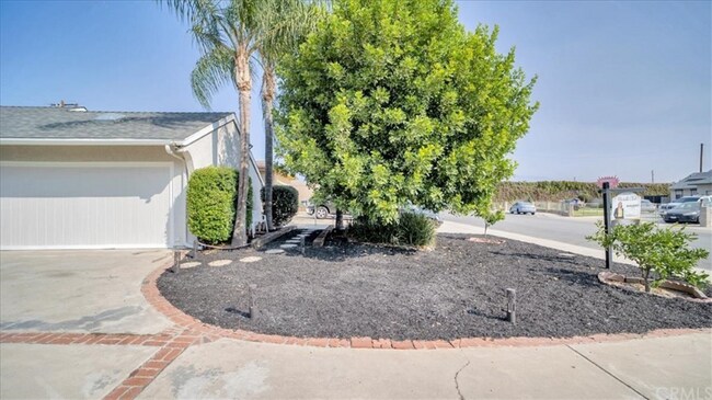 Building Photo - 1545 N Monterey Ave