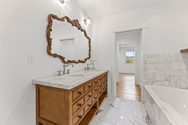 Building Photo - Beautiful 6-Bedroom Home in Eagle Mountain!