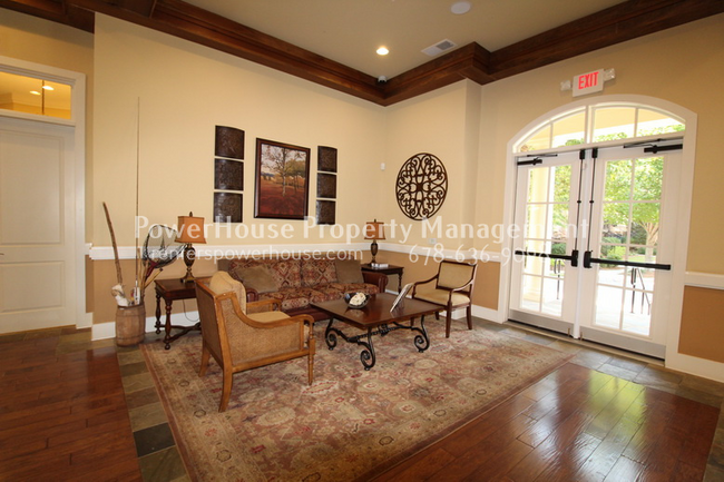 Building Photo - Sandy Springs 1BR, 1BA