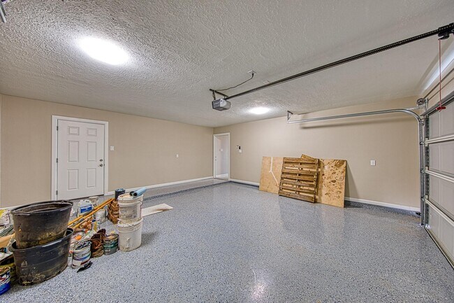 Building Photo - 3526 Brook Shadow Dr