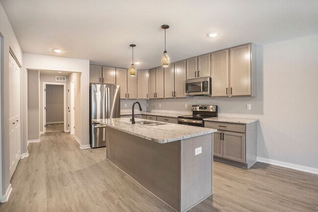 Building Photo - 17539 Beechwood Ln