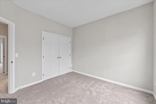 Building Photo - 8436 Kirby Lionsdale Dr
