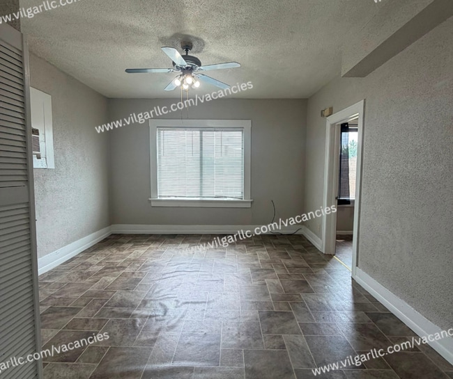 Building Photo - 1202 W 151st St