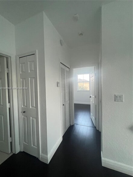 Building Photo - 12406 SW 126th Ave